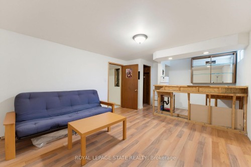 32 Silvervine Drive, Hamilton, ON - Indoor