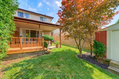 32 Silvervine Drive, Hamilton, ON - Outdoor With Deck Patio Veranda