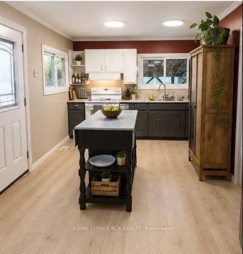758016 2Nd Line E, Mulmur, ON - Indoor Photo Showing Kitchen