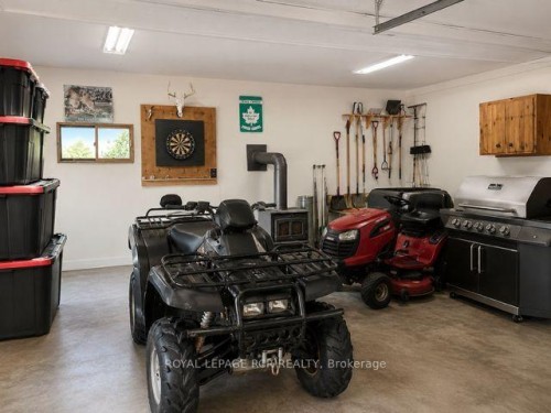 758016 2Nd Line E, Mulmur, ON - Indoor Photo Showing Other Room