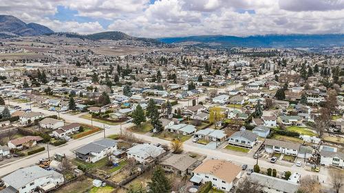 458-460 Keithley Road, Kelowna, BC - Outdoor With View