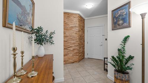 108-1957 Kane Road, Kelowna, BC - Indoor Photo Showing Other Room