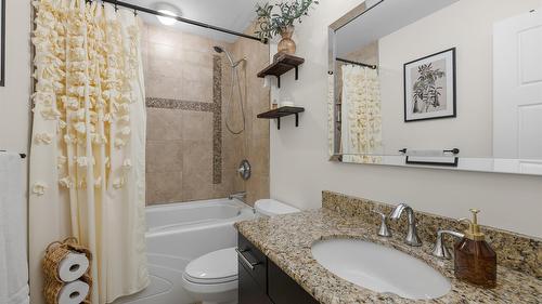 108-1957 Kane Road, Kelowna, BC - Indoor Photo Showing Bathroom