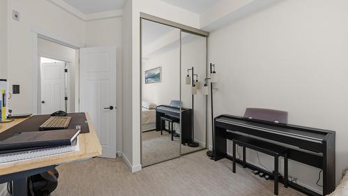 108-1957 Kane Road, Kelowna, BC - Indoor Photo Showing Other Room