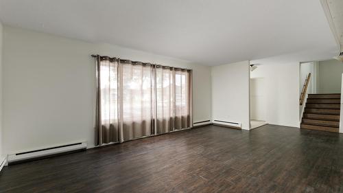 1441 Springfield Road, Kelowna, BC - Indoor Photo Showing Other Room
