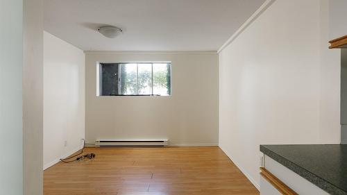 1441 Springfield Road, Kelowna, BC - Indoor Photo Showing Other Room