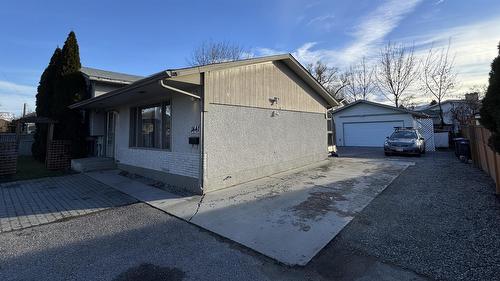 1441 Springfield Road  Kelowna, BC V1Y 5V2