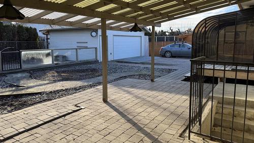 1441 Springfield Road, Kelowna, BC - Outdoor With Deck Patio Veranda