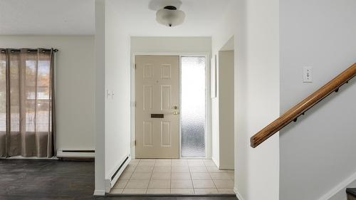 1441 Springfield Road, Kelowna, BC - Indoor Photo Showing Other Room