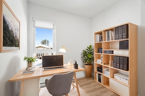 Boudoir - 11-100 Rue Du Cantouque, Mont-Tremblant, QC - Indoor Photo Showing Office