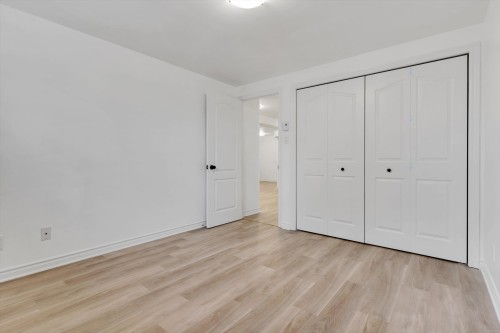 Chambre à coucher - 5705A Rue Alphonse, Brossard, QC - Indoor Photo Showing Other Room
