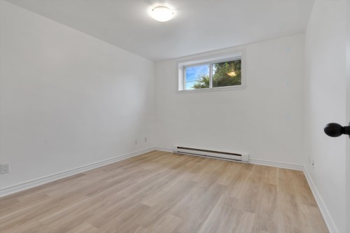 Chambre à coucher - 5705A Rue Alphonse, Brossard, QC - Indoor Photo Showing Other Room