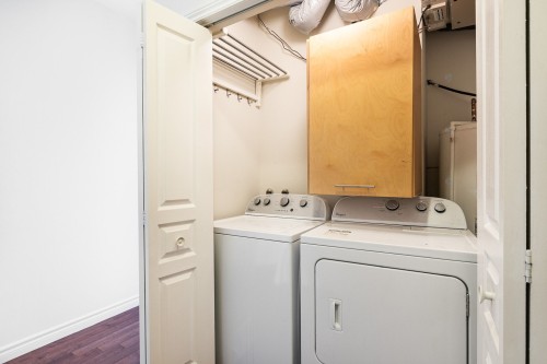 Laundry - 8-2381 Rue Knox, Montréal (Le Sud-Ouest), QC - Indoor Photo Showing Laundry Room