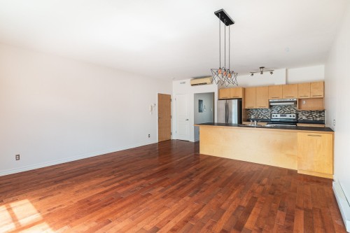 Dining Room - 8-2381 Rue Knox, Montréal (Le Sud-Ouest), QC - Indoor Photo Showing Kitchen