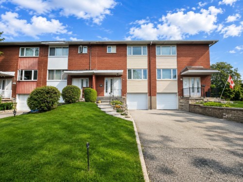 119 Av. Pendennis  Pointe-Claire, QC H9R 1H4