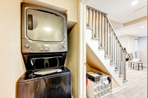 Laundry - 892  - 894 25E Avenue, Montréal (Lachine), QC - Indoor Photo Showing Laundry Room