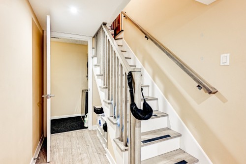 Mud Room - 892  - 894 25E Avenue, Montréal (Lachine), QC - Indoor Photo Showing Other Room