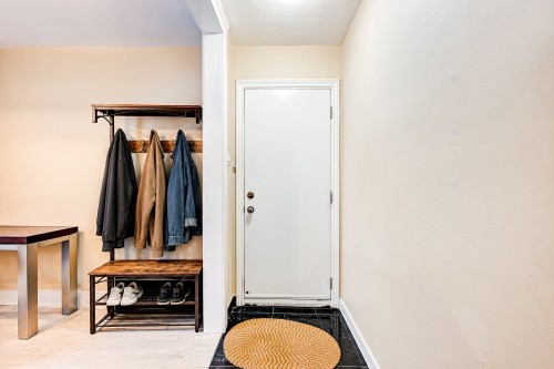 Mud Room - 892  - 894 25E Avenue, Montréal (Lachine), QC - Indoor