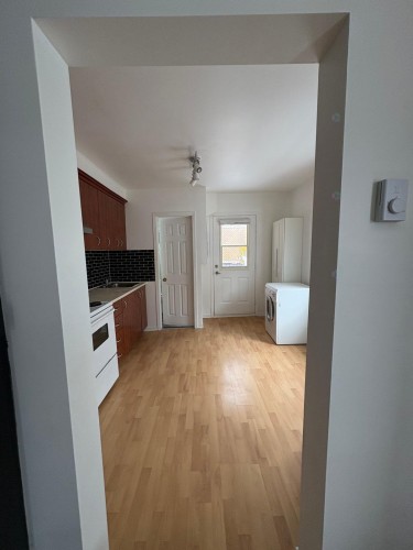 Cuisine - 2-454 Rue Mercier, Saint-Jean-Sur-Richelieu, QC - Indoor Photo Showing Kitchen