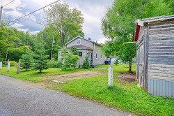 4 Rue St-Charles  Sainte-Brigitte-De-Laval, QC G0A 3K0