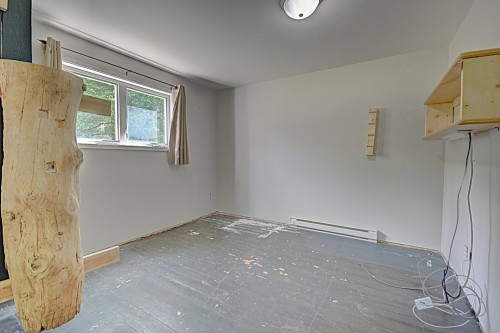 Salon - 4 Rue St-Charles, Sainte-Brigitte-De-Laval, QC - Indoor Photo Showing Other Room