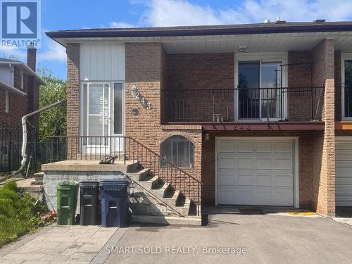 243 SHAWNEE CIRCLE , Toronto, Ontario M2H 2Y3 3
