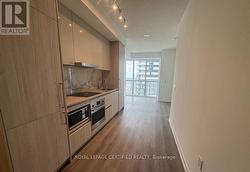 5515 - 225 COMMERCE STREET Vaughan, ON L4K 0R1
