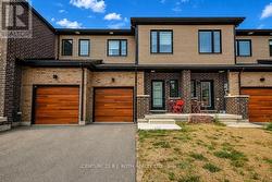 35 PUMPKIN CORNER CRESCENT  Barrie, ON L9J 0T5