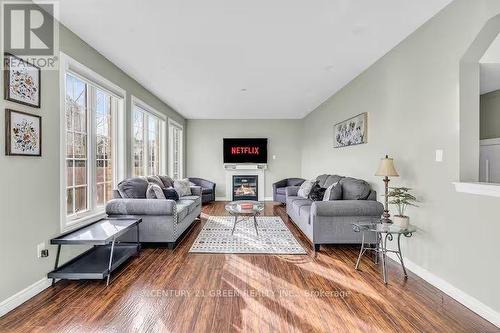 5 Sunset Way, Thorold, ON - Indoor Photo Showing Living Room With Fireplace
