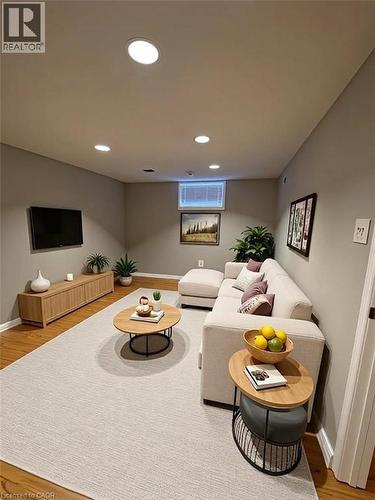 726 WEST 5TH Street Unit# 2 - Lower , Hamilton, Ontario L9C 3R4 4