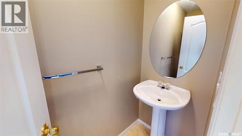 13 809 Kristjanson Road, Saskatoon, SK - Indoor Photo Showing Bathroom
