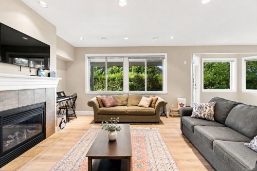 2240 Leighton Rd, Nanaimo, BC 