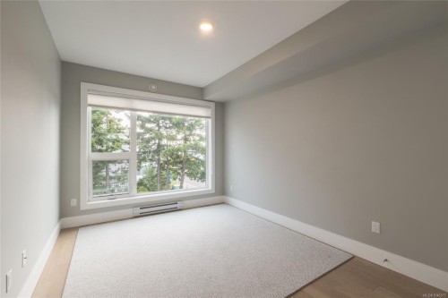 #302-2526 Bevan Ave, Sidney, BC - Indoor Photo Showing Other Room