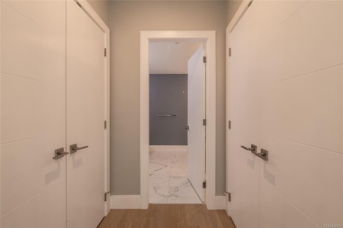 #302-2526 Bevan Ave, Sidney, BC - Indoor Photo Showing Other Room