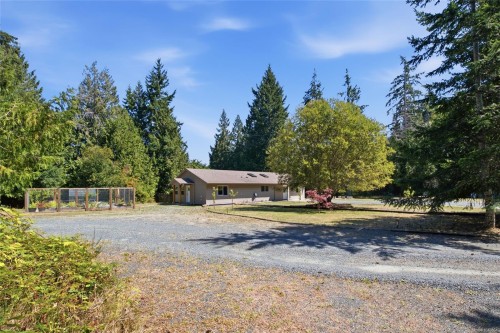 95 Mccoll Rd, Bowser, BC 