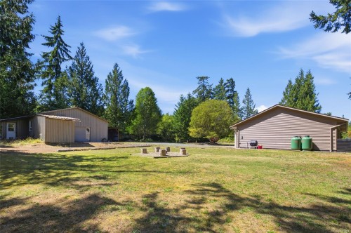 95 Mccoll Rd, Bowser, BC 