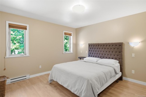95 Mccoll Rd, Bowser, BC 