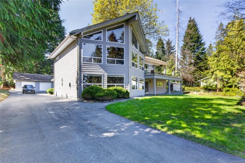 4594 Maple Guard Dr, Bowser, BC 