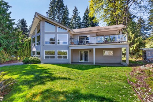 4594 Maple Guard Dr, Bowser, BC 