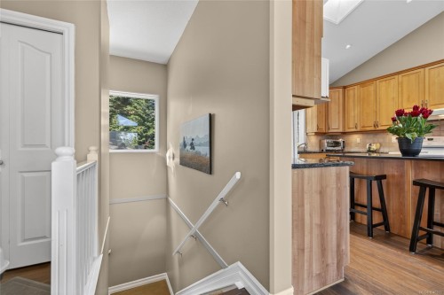 4594 Maple Guard Dr, Bowser, BC 