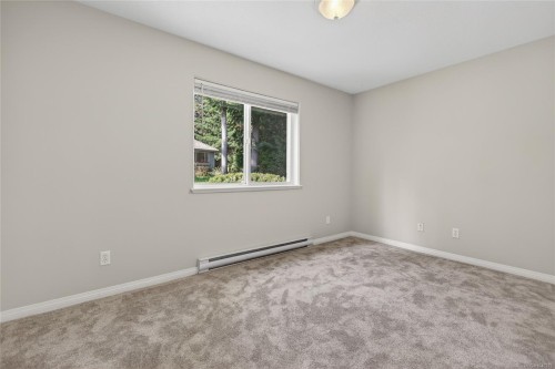 4594 Maple Guard Dr, Bowser, BC 