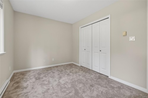 4594 Maple Guard Dr, Bowser, BC 