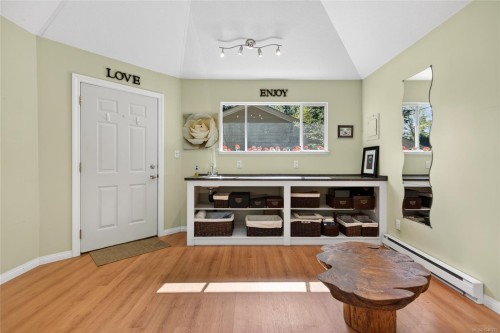4594 Maple Guard Dr, Bowser, BC 