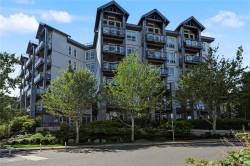 #109-924 Esquimalt Rd Esquimalt, BC V9A 3P2