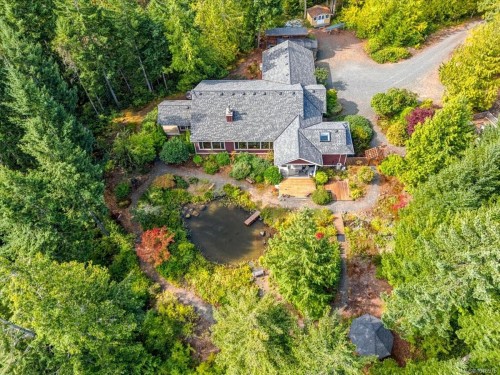 1205 Spider Lake Rd, Qualicum Beach, BC 