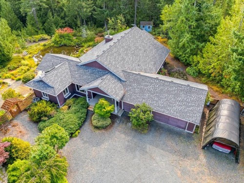 1205 Spider Lake Rd, Qualicum Beach, BC 