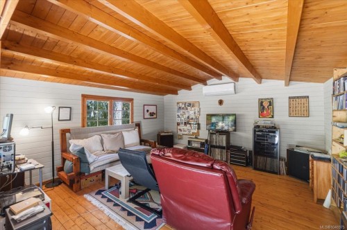1205 Spider Lake Rd, Qualicum Beach, BC 