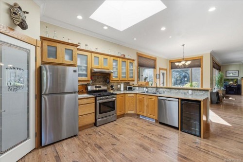 1205 Spider Lake Rd, Qualicum Beach, BC 