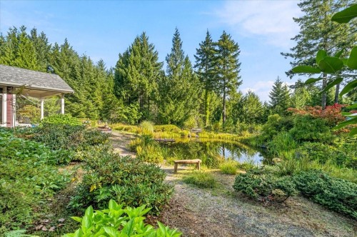 1205 Spider Lake Rd, Qualicum Beach, BC 