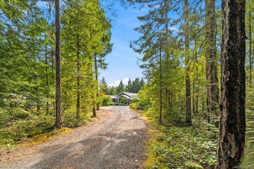 1205 Spider Lake Rd, Qualicum Beach, BC 